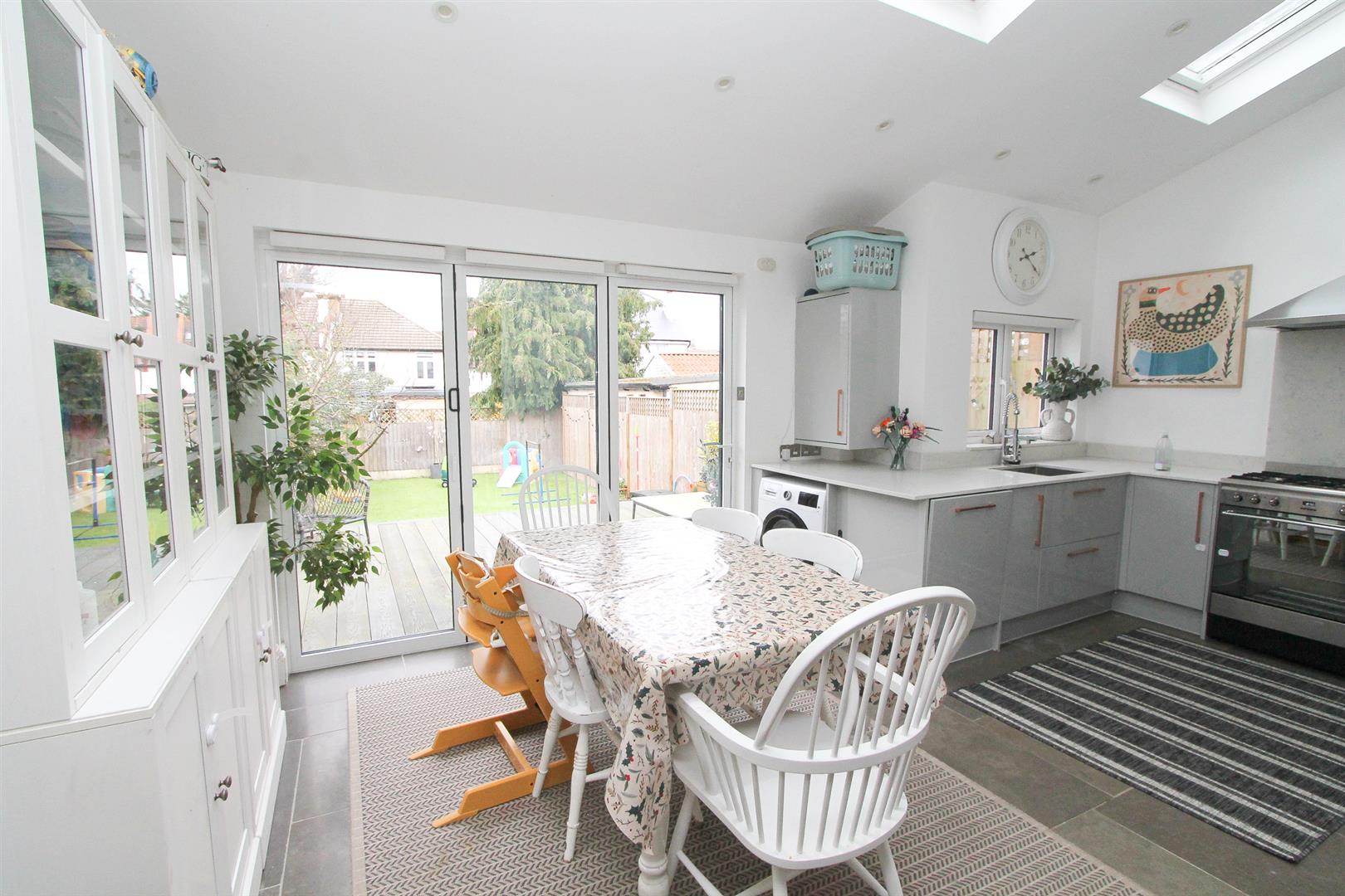Property in Gordon Road, Carshalton Beeches, SM5