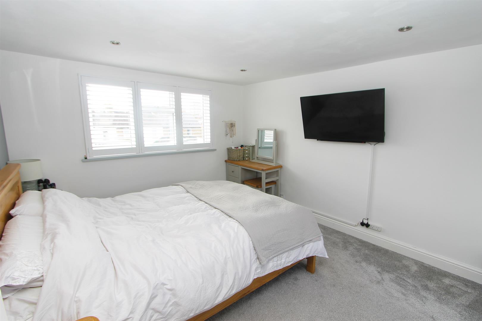 Property in Belmont Road, Wallington, SM6