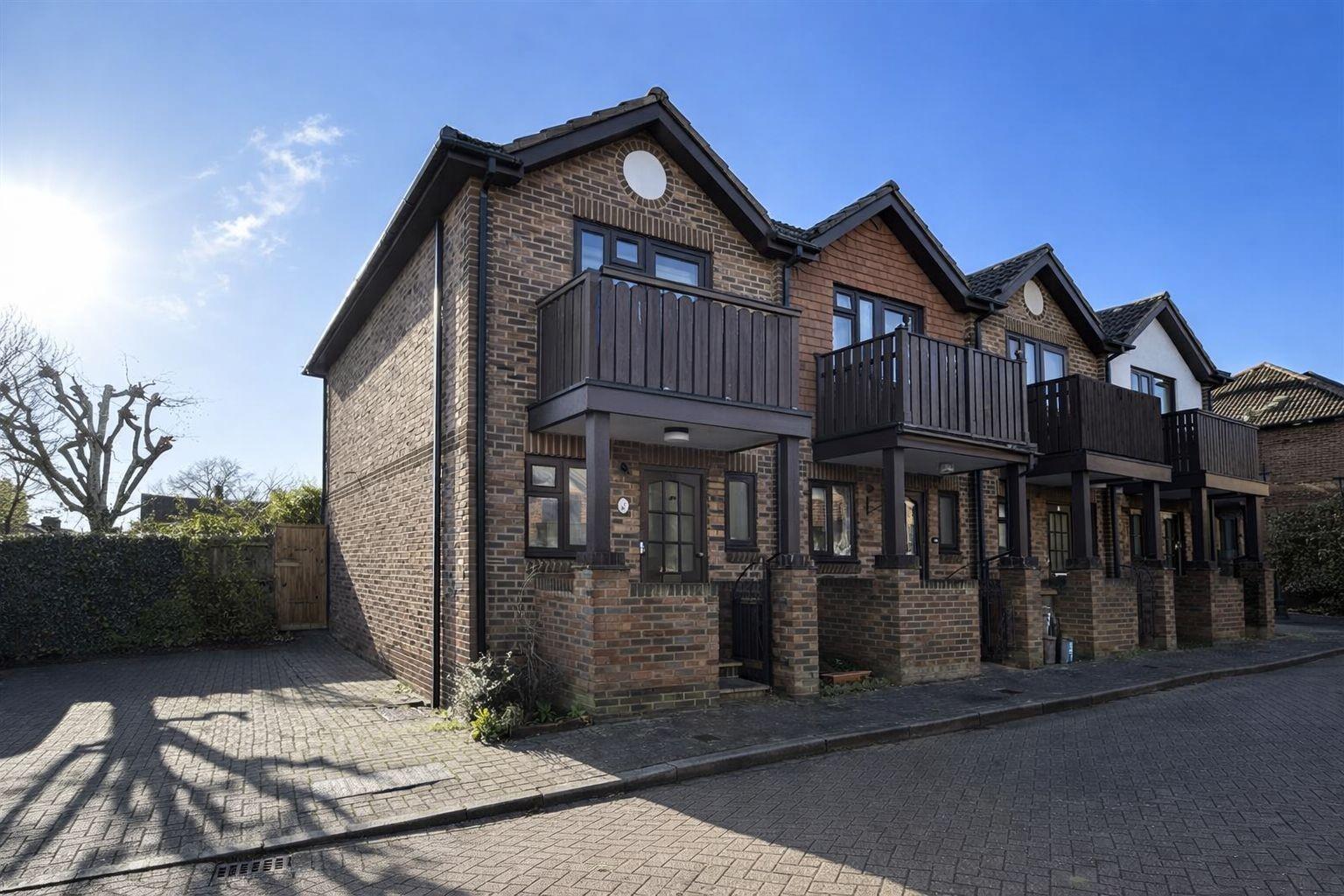 Alpine View, Carshalton, SM5