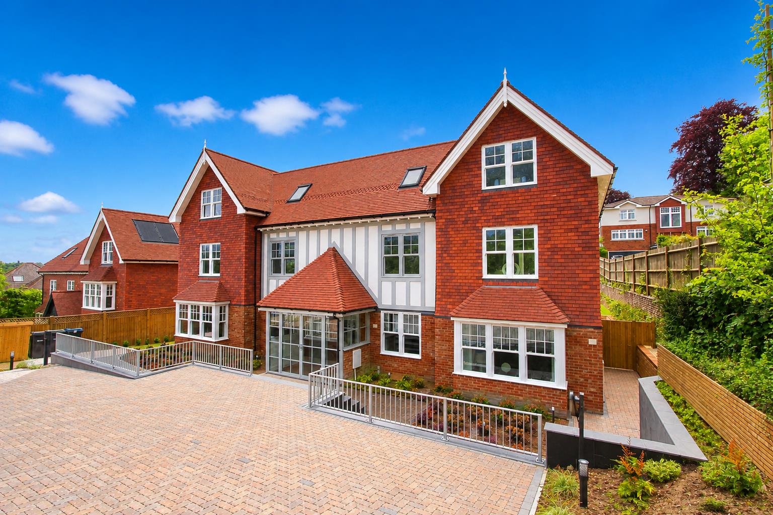 Hollymeoak Road, Chipstead, CR5