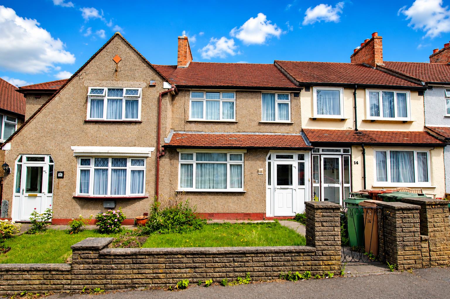 Stanley Square, Carshalton, SM5