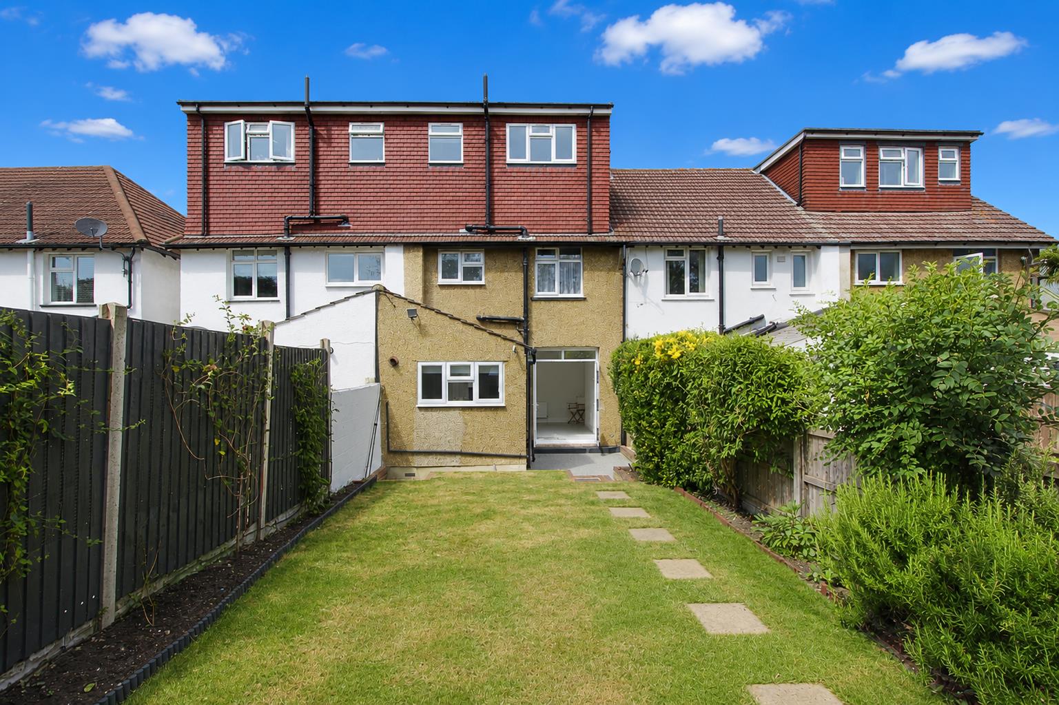 The Crescent, Sutton, SM1