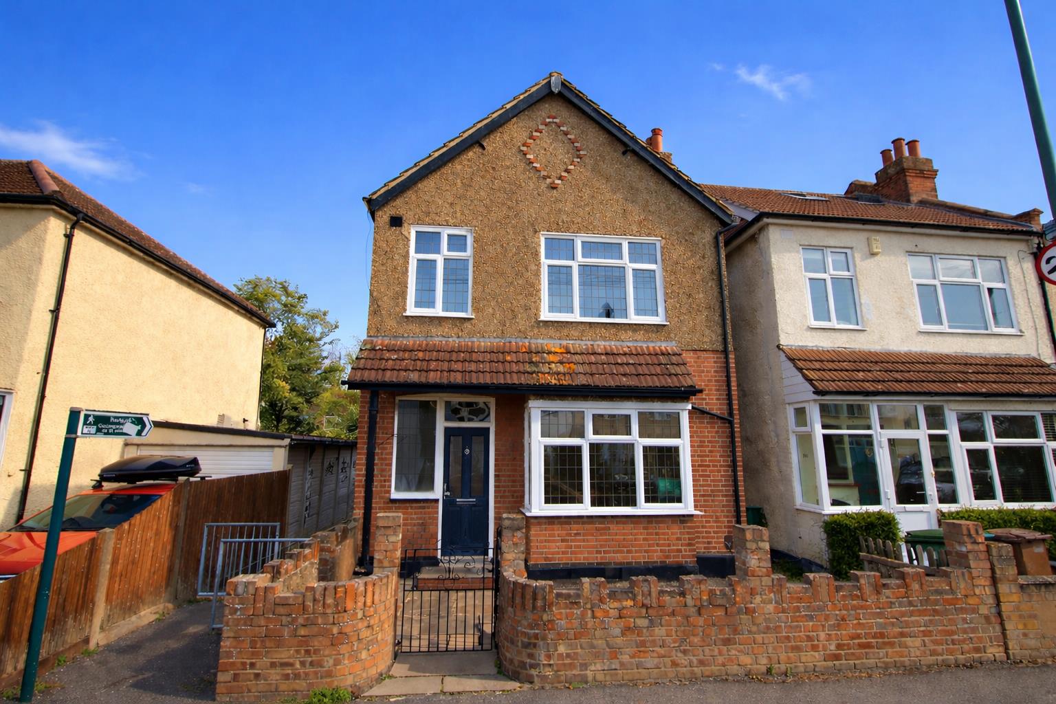 St. James Avenue, Sutton, SM1