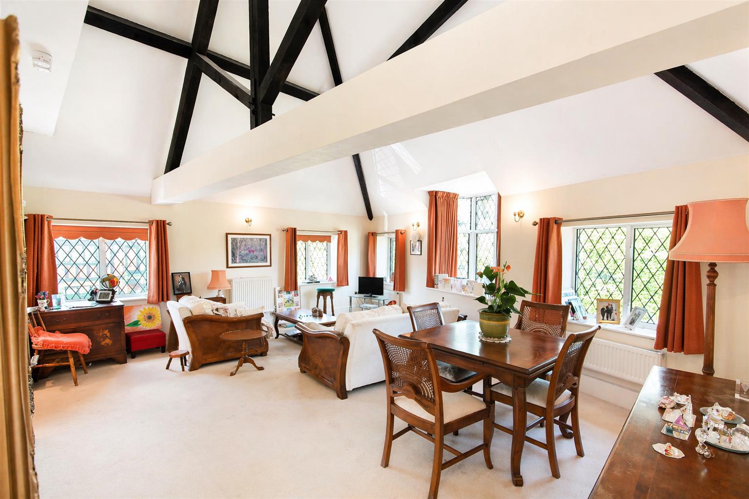 Ewell Road, Cheam Village, SM3