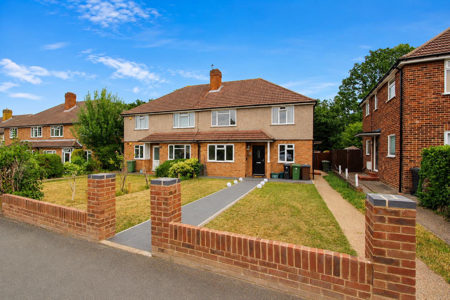 Stoneleigh Park Road, Epsom, KT19