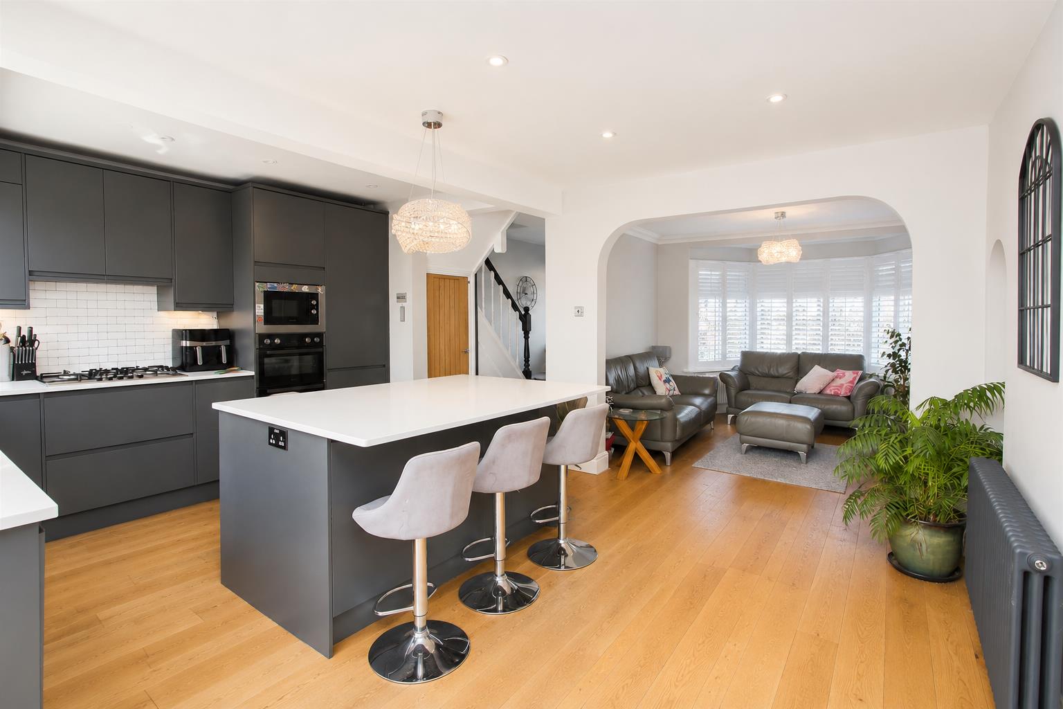 Cardinal Avenue, Morden, SM4