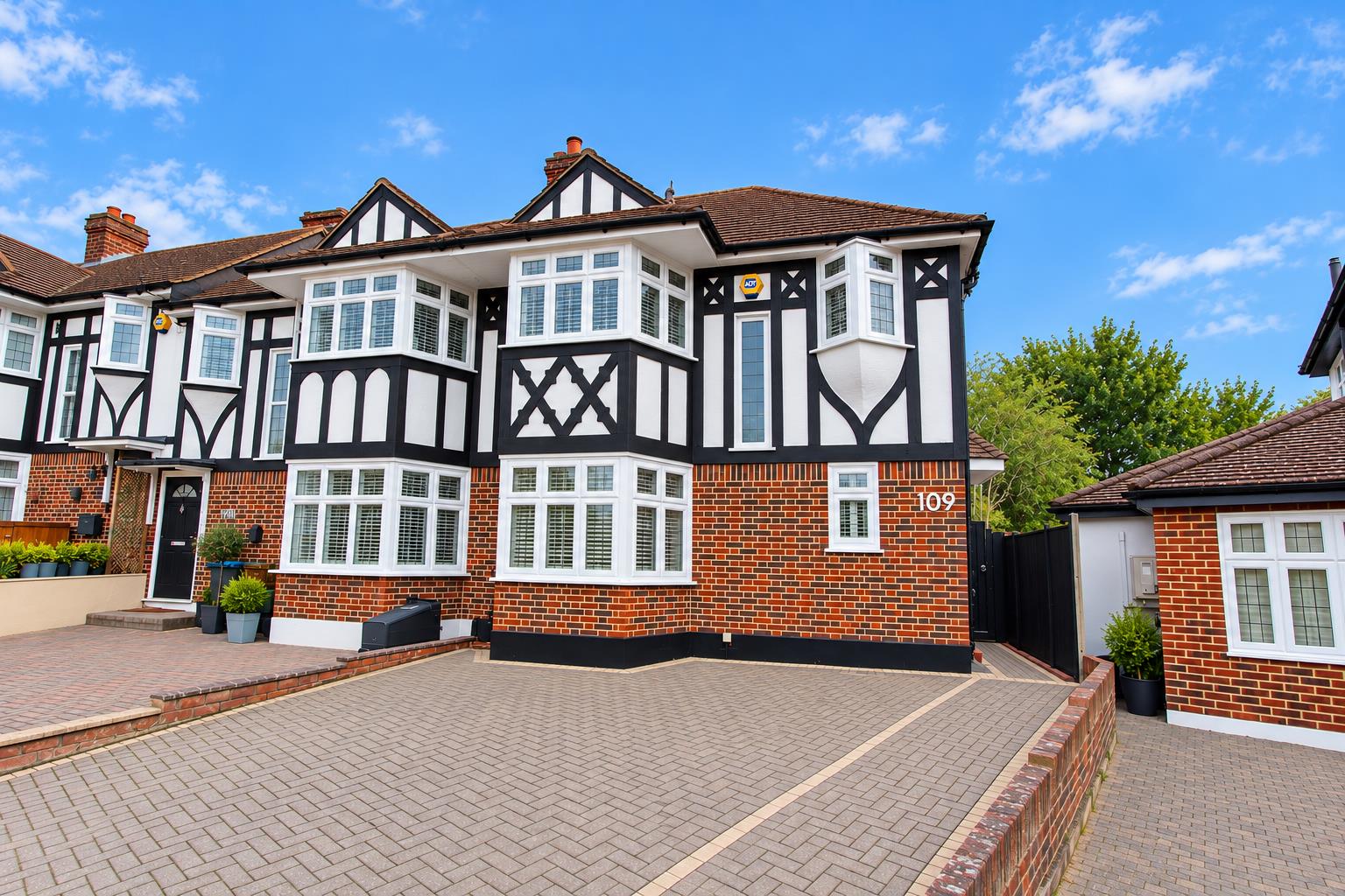 Wolsey Crescent, Morden, SM4