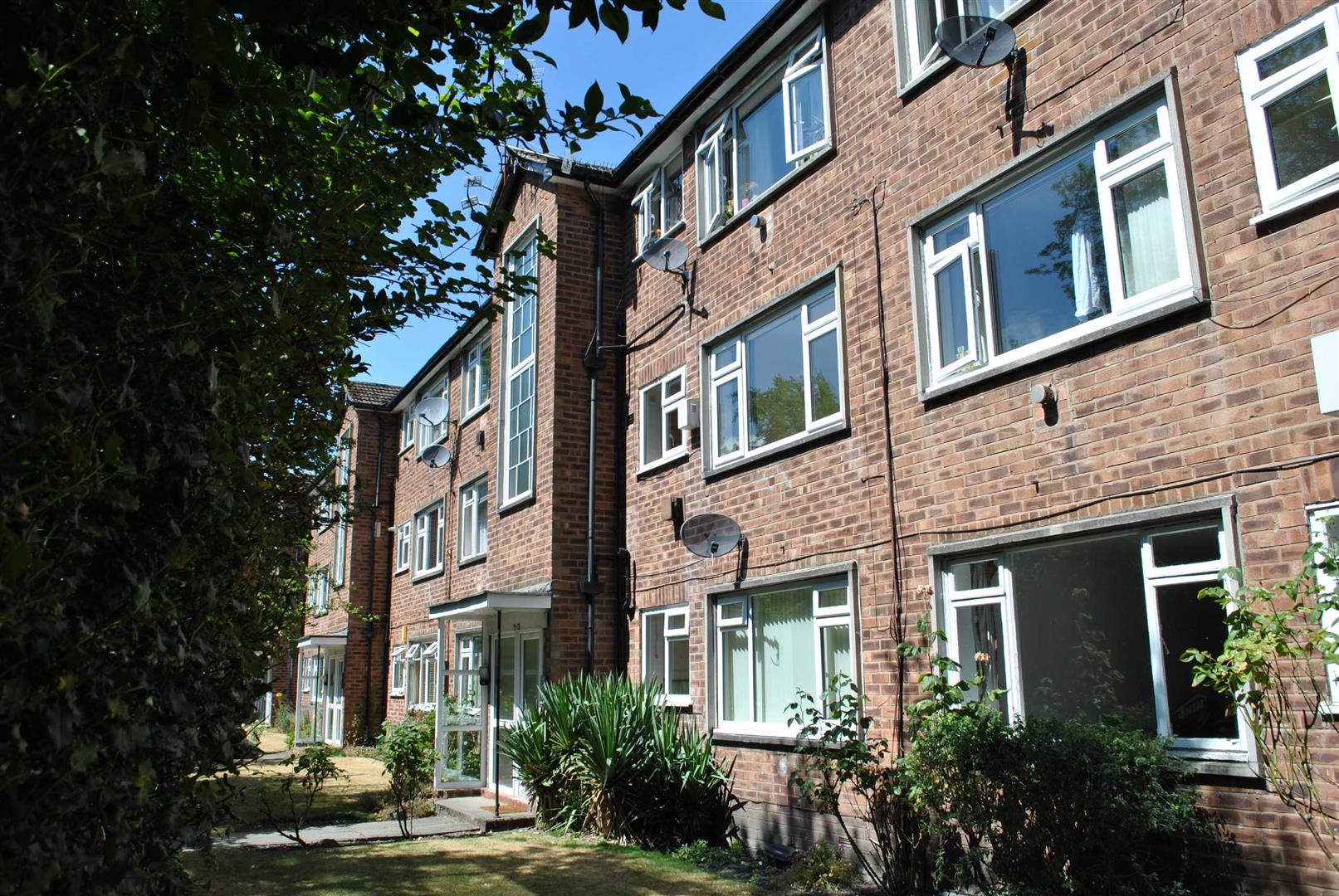 Property in Wardle Road, Sale, Cheshire, M33 3LY