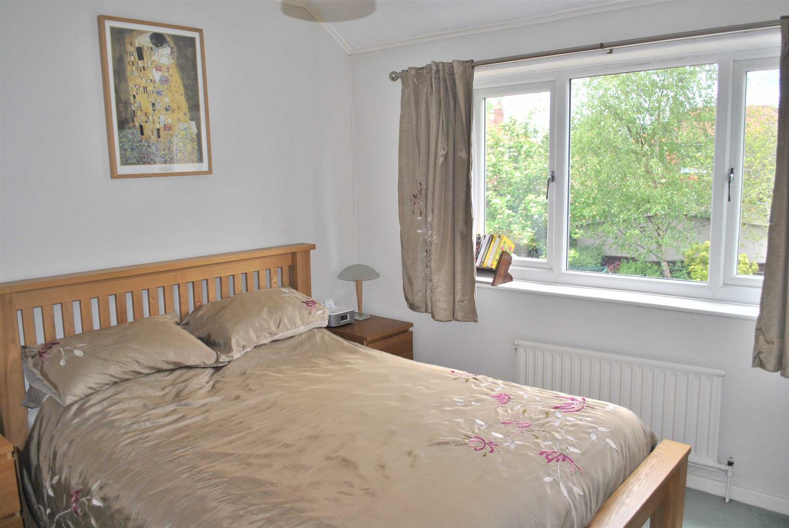 Property in Newlyn Drive, Sale, M33 3LH