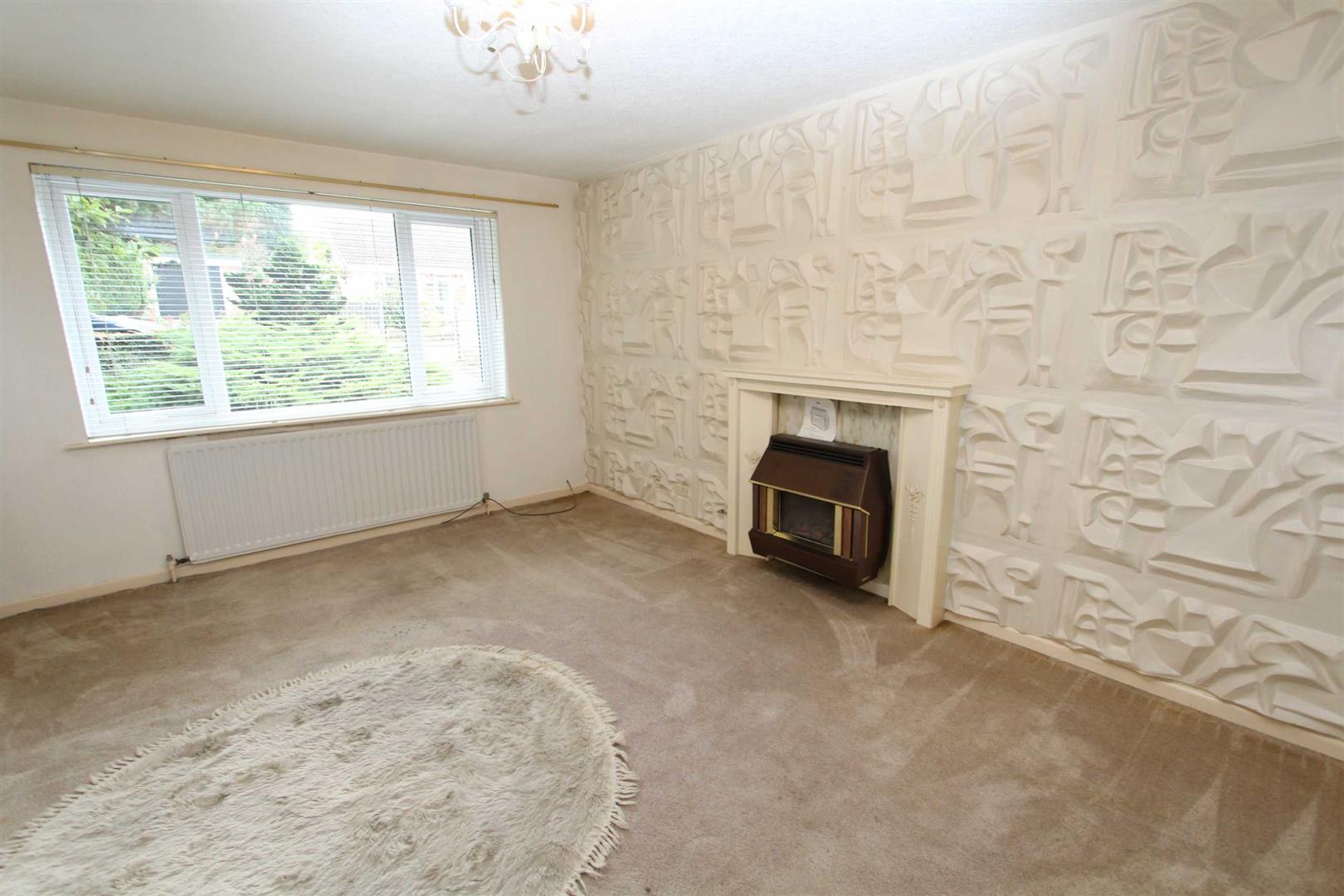 Property in Statham Avenue, Lymm, Cheshire, WA13 9NJ