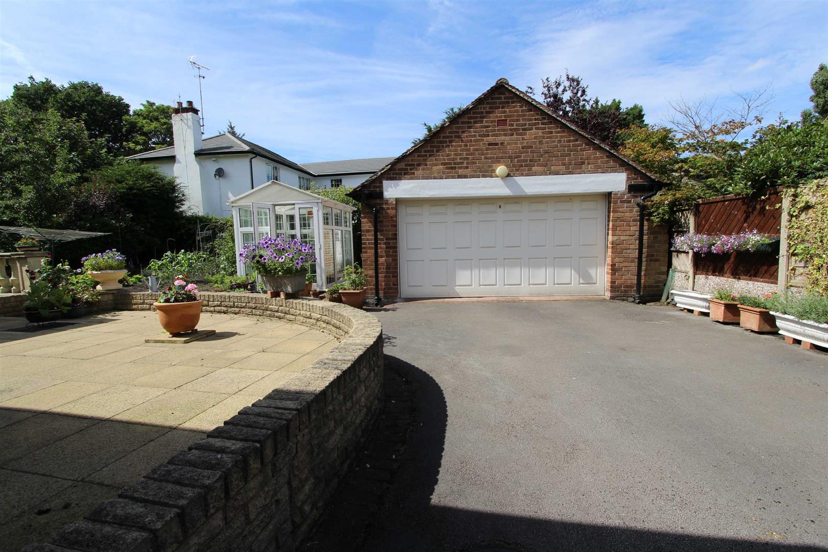 Property in Twiss Green Lane, Culcheth, Warrington, WA3 4HX