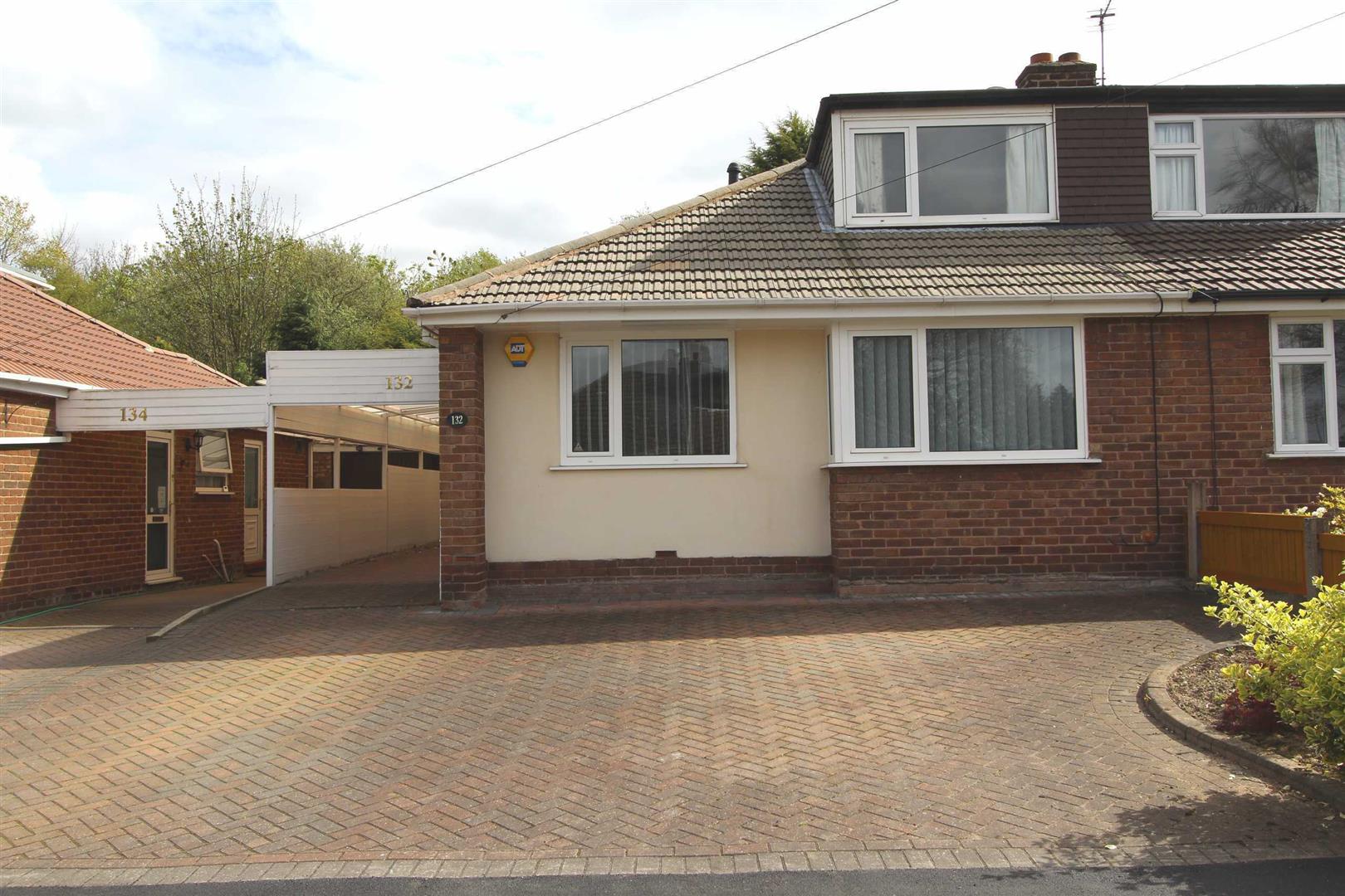 Property in Albany Road, Lymm, Cheshire, WA13 9LP