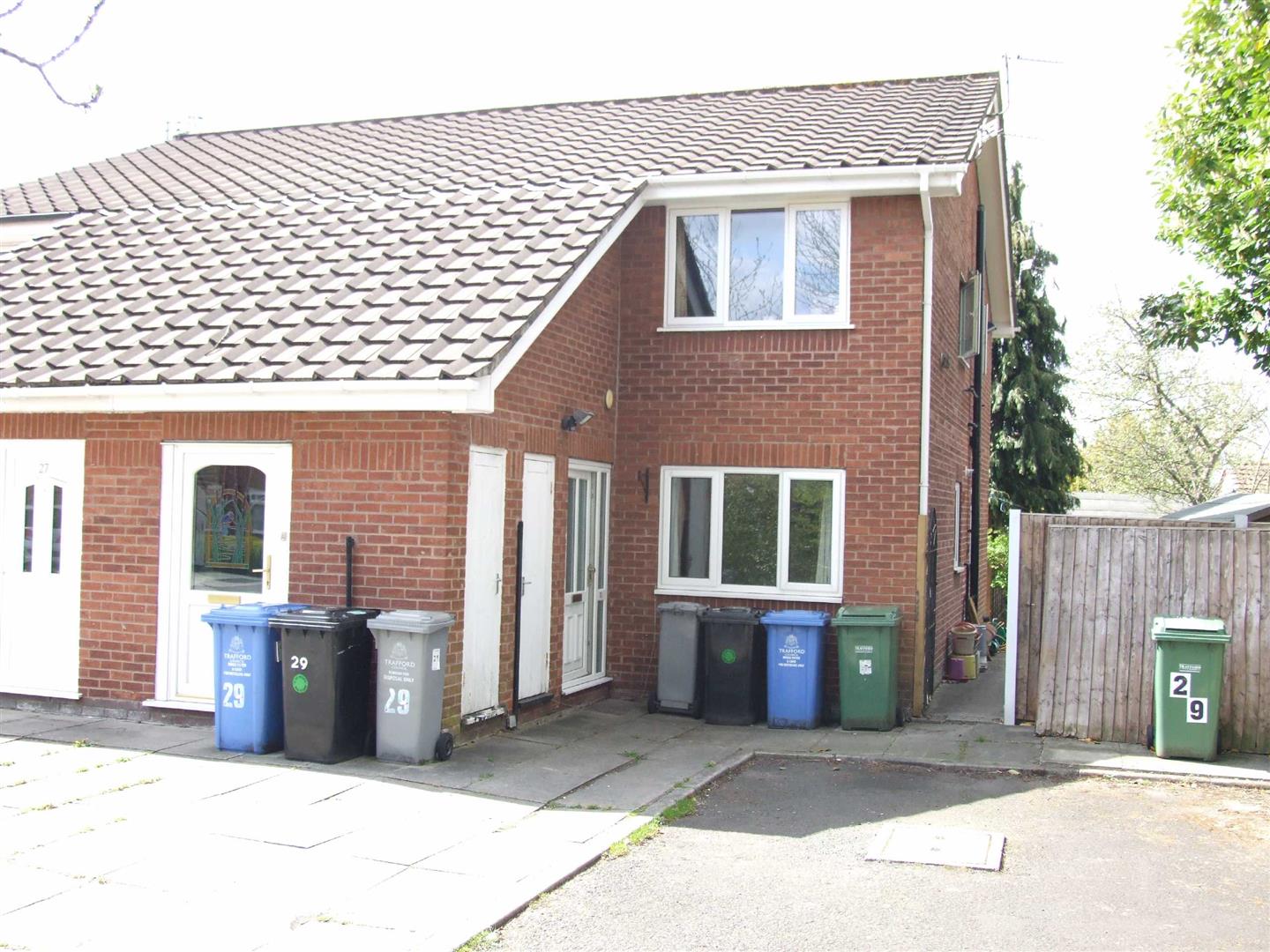 Property in Threshfield Drive, Timperley, WA15 6XW