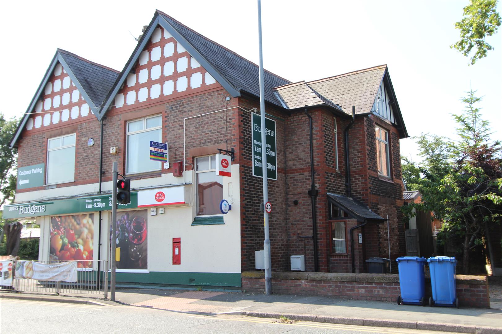 Property in Higher Lane, Lymm, Cheshire, WA13 0RW