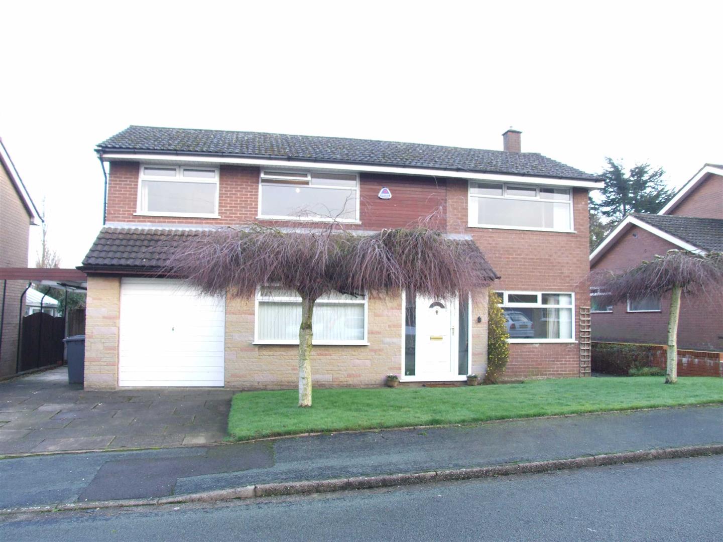 Property in Wayside Close, Lymm, WA13 0NG