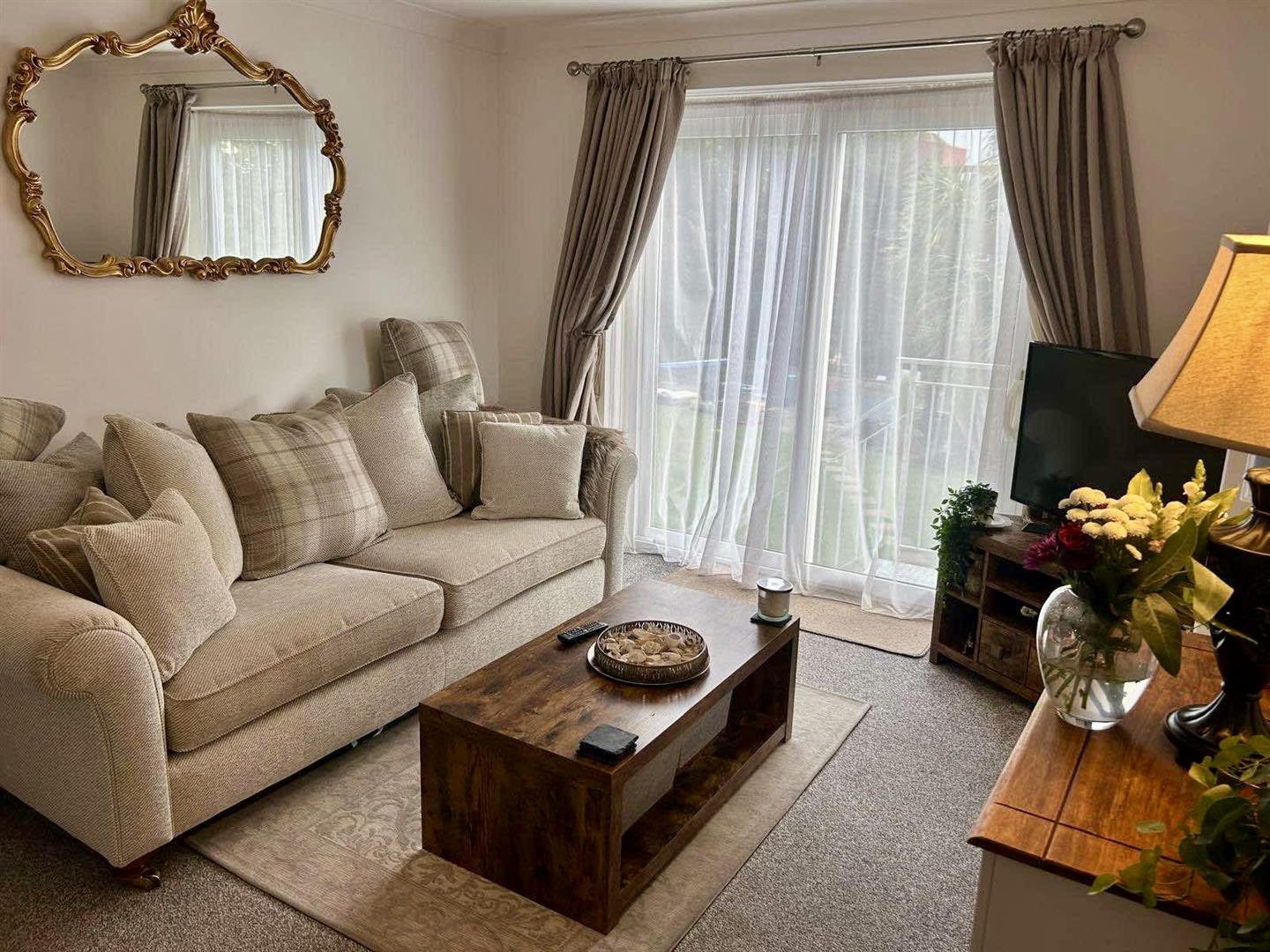 Higher Warberry Road, Torquay, TQ1