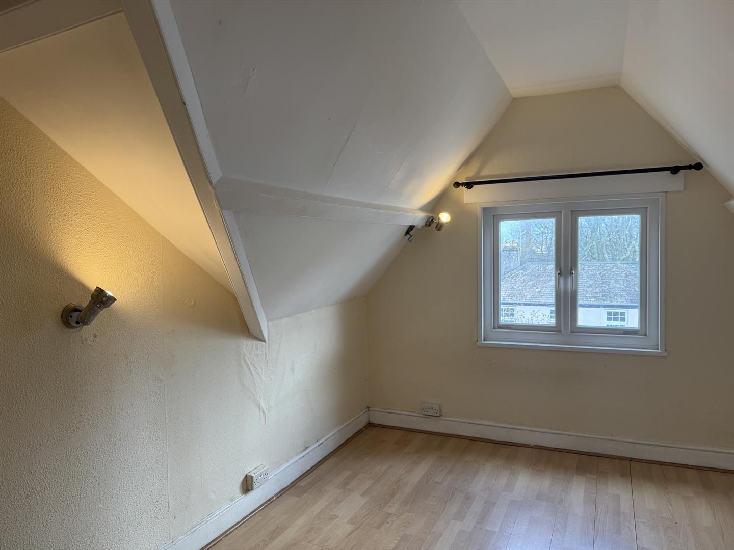 Queens Terrace, Totnes, TQ9