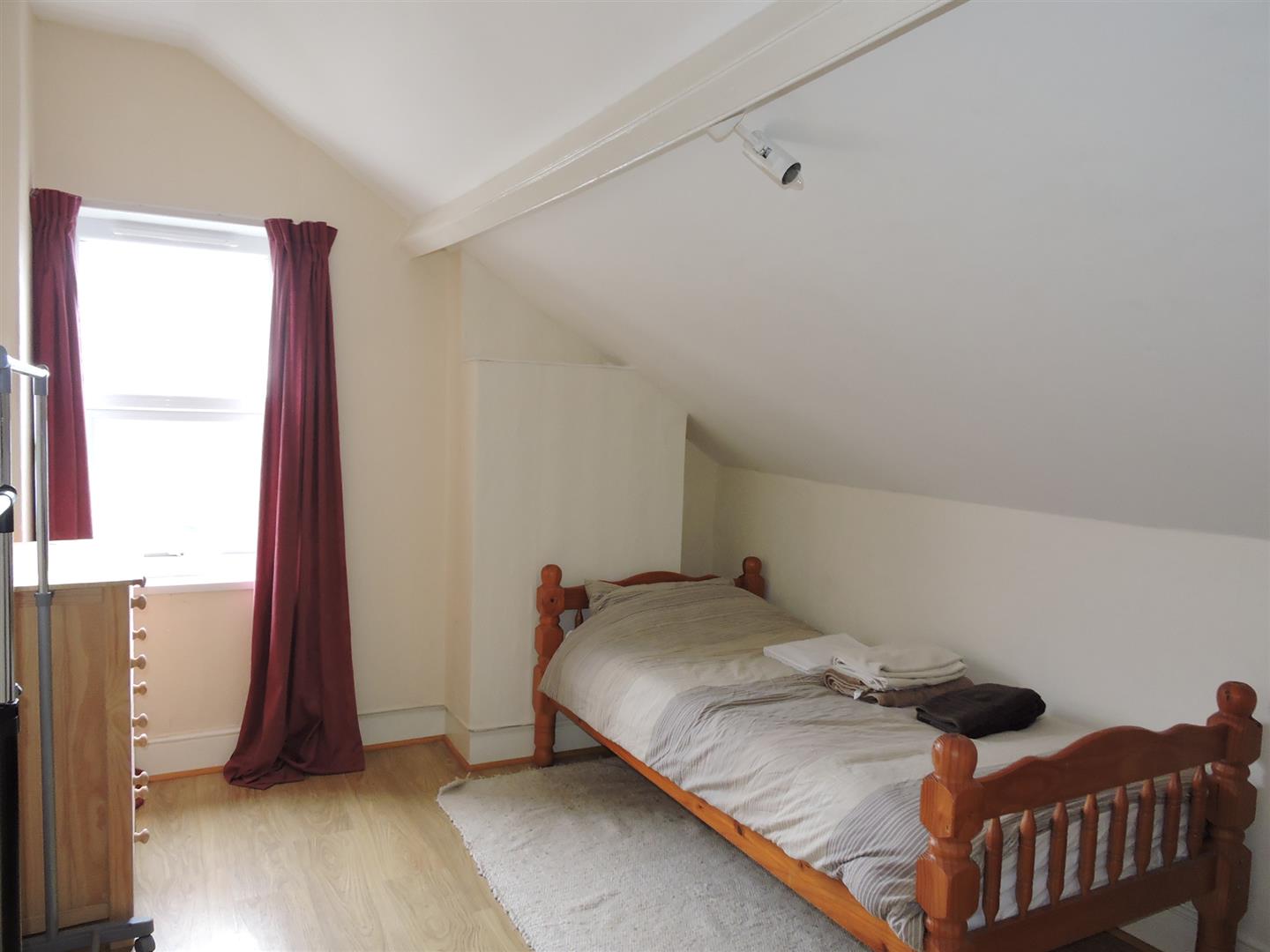 Queens Terrace, Totnes, TQ9