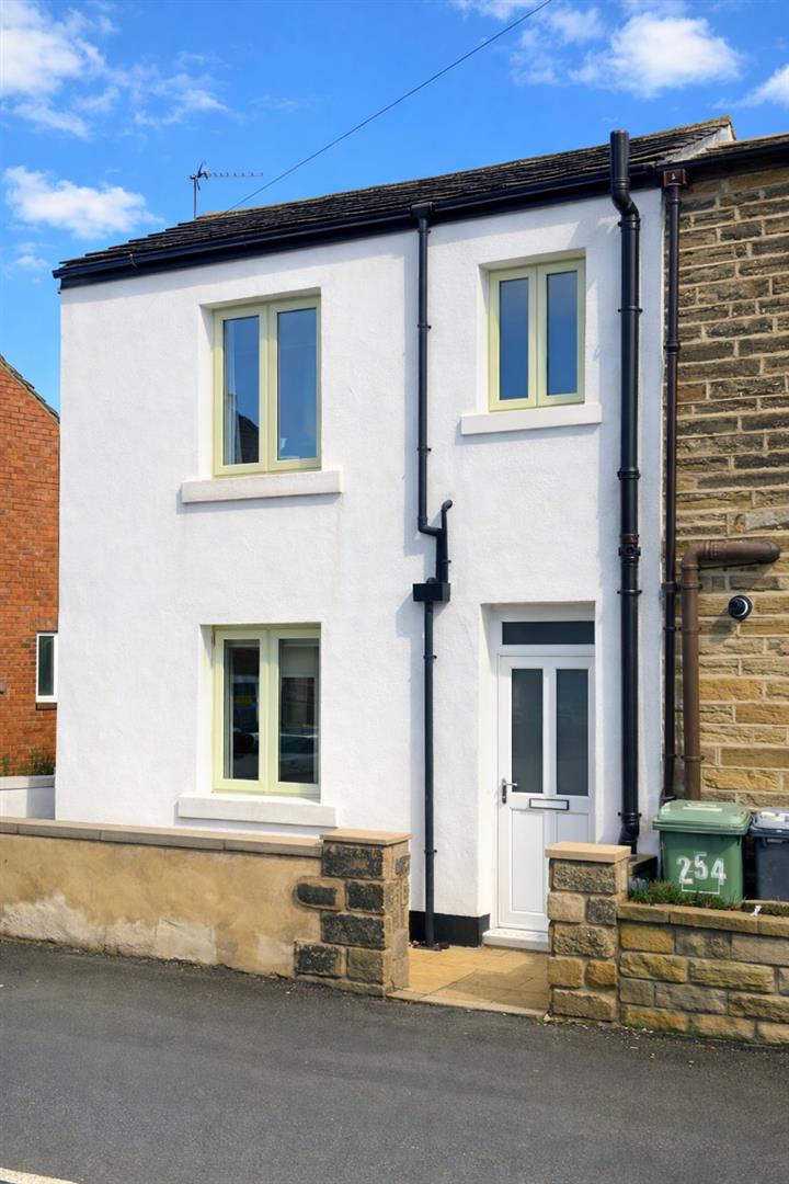 Moor Lane, Bradford, BD11