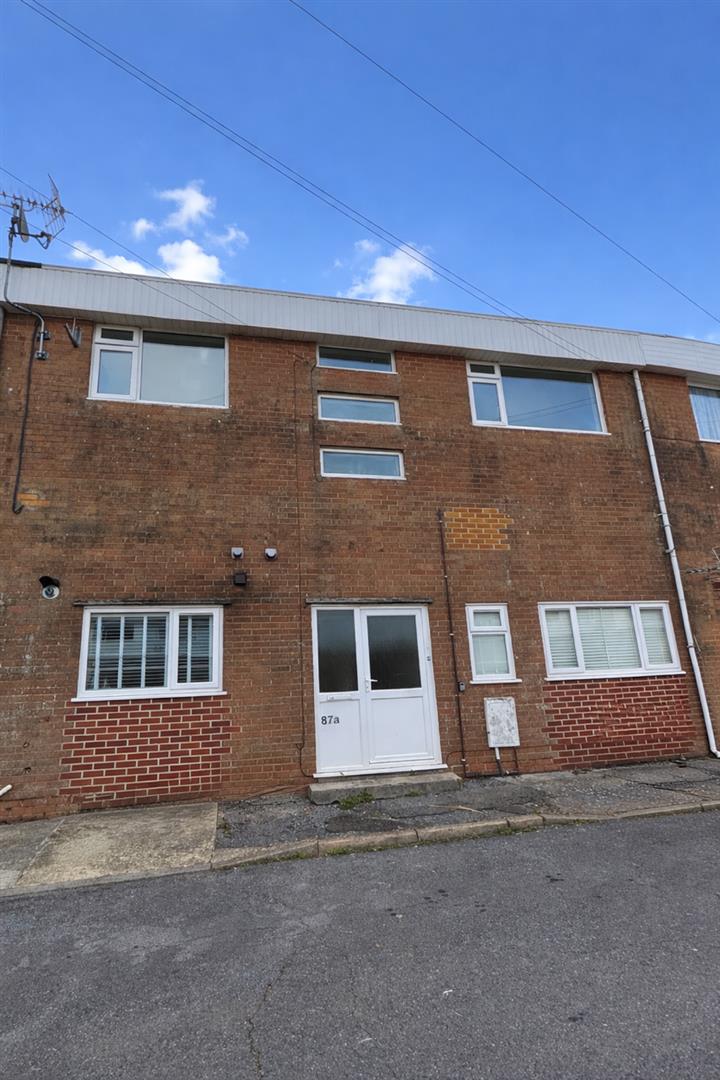 Kingsway Avenue, Paignton, TQ4