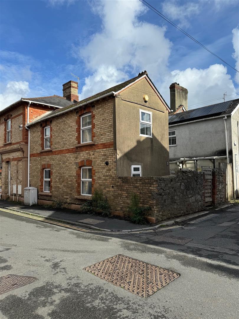 Carlisle Street, Newton Abbot, TQ12