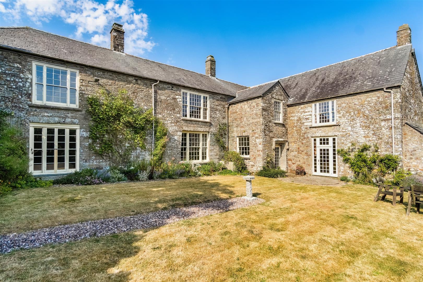 Property in Woodford, Bude, Cornwall