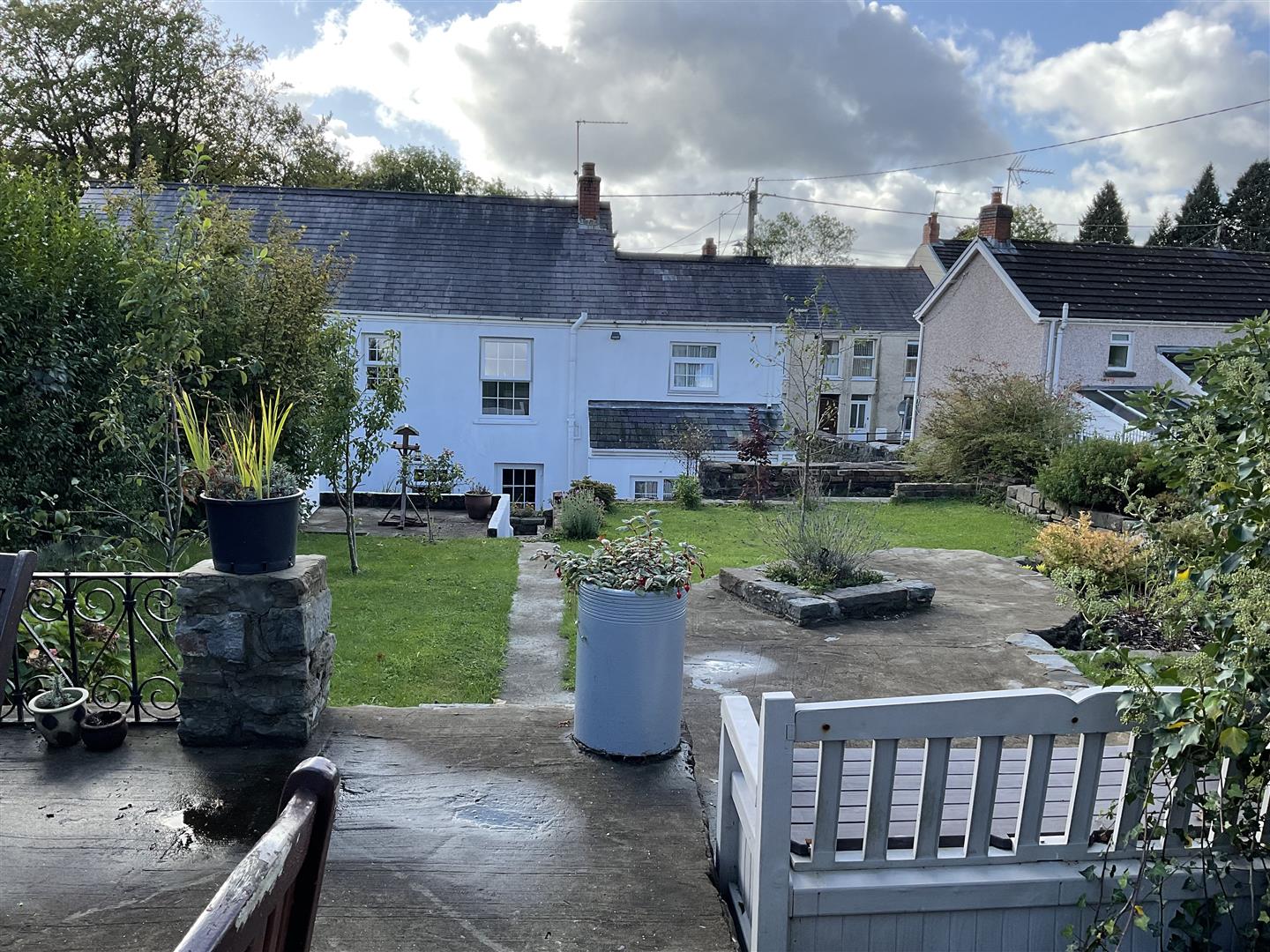 Property in Cwmgarw Road, Upper Brynamman, Ammanford, Carmarthenshire