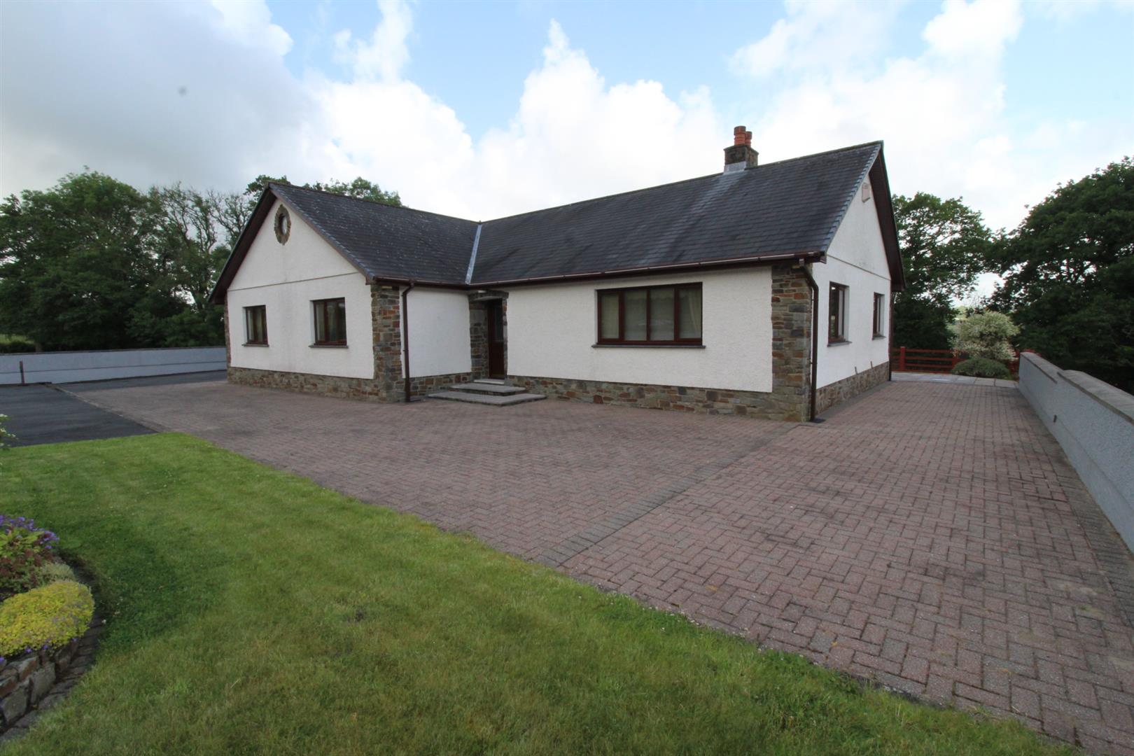 Property in Maerdy Road, Betws, Ammanford, Carmarthenshire, SA18 2RD