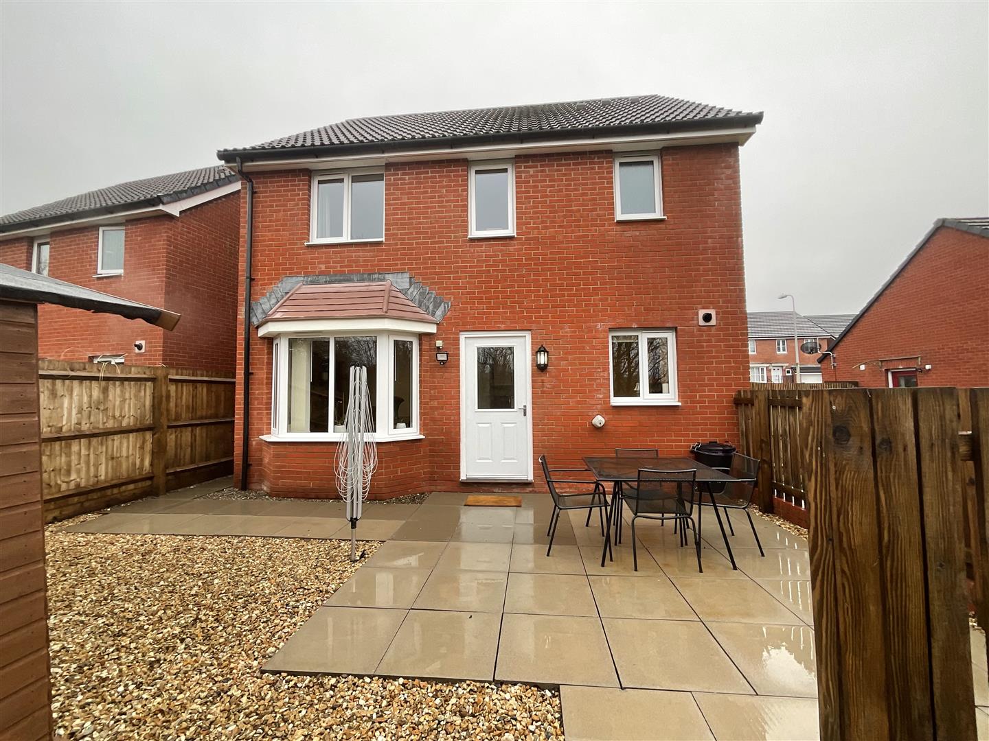 Property in Dol Y Dderwen, Ammanford, SA18 2GE