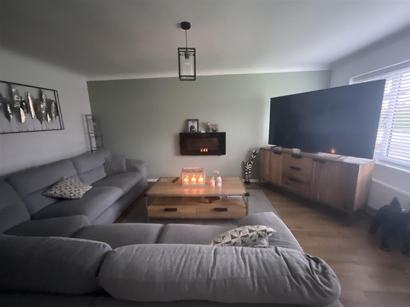 Property in Llwyn Y Bryn, Ammanford, SA18 2ES