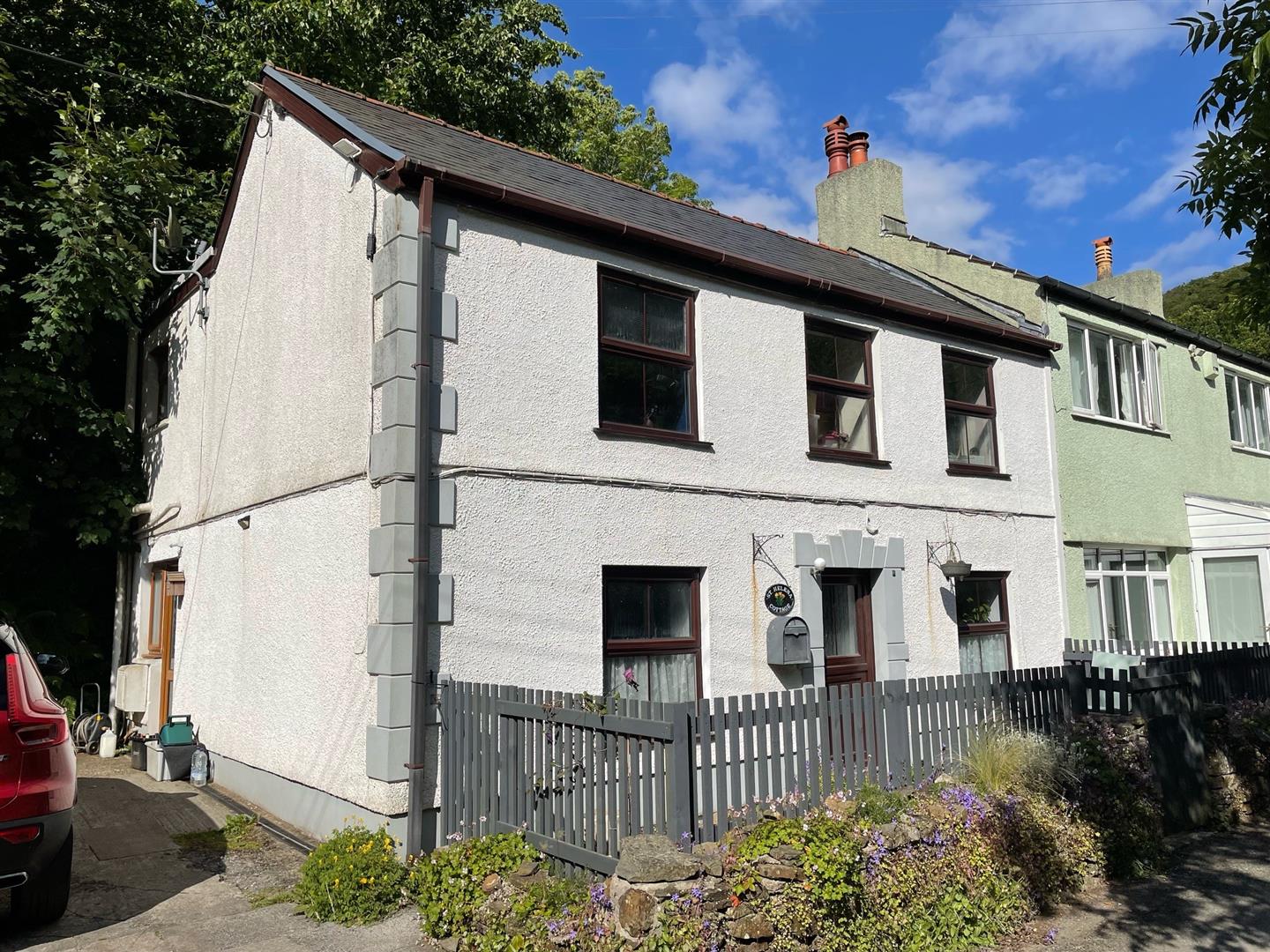 Property in St Helena, ,Graig, Burry Port, Carmarthenshire, SA16 0ED